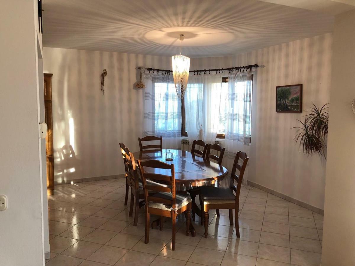 Apartments Marina Sveti Filip i Jakov Eksteriør bilde